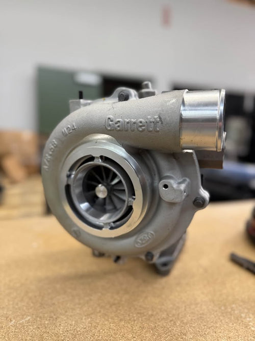 USED / BLEMISHED : Garrett 848212-5001S New Stock Replacement GT3788VA Turbocharger 04.5-10 Duramax LLY / LBZ / LMM