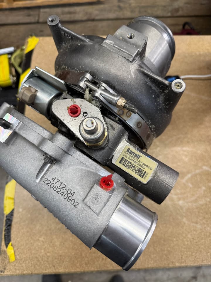 USED / BLEMISHED : Garrett 848212-5002S New Stock Replacement GT3788VA Turbocharger