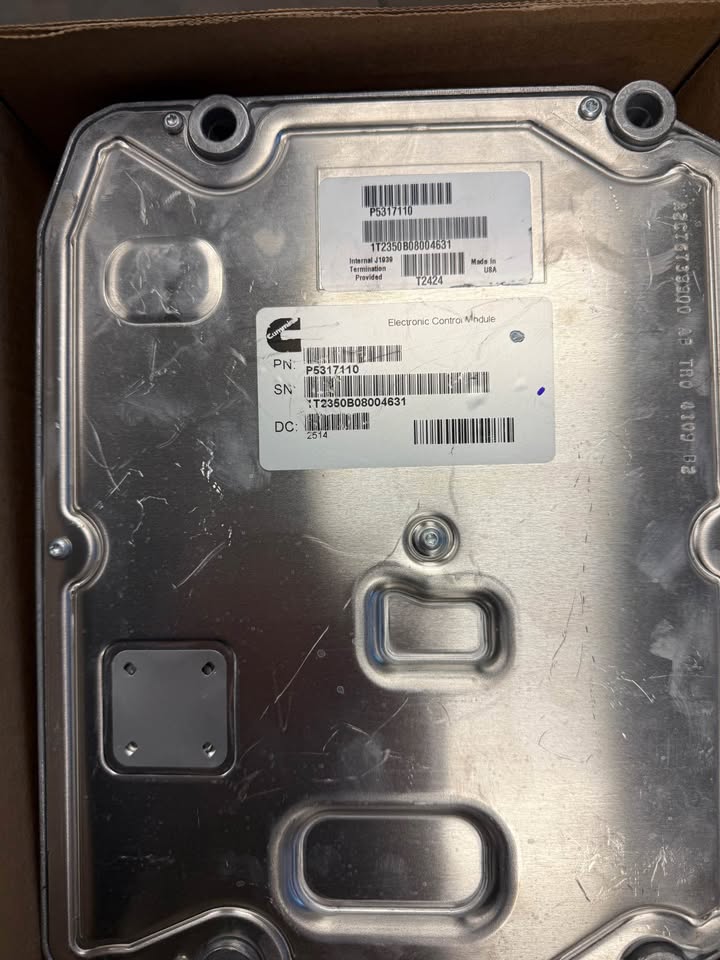 USED / BLEMISHED : Mopar ECM 2013-2015 6.7 Cummins 5317110 CM2350B